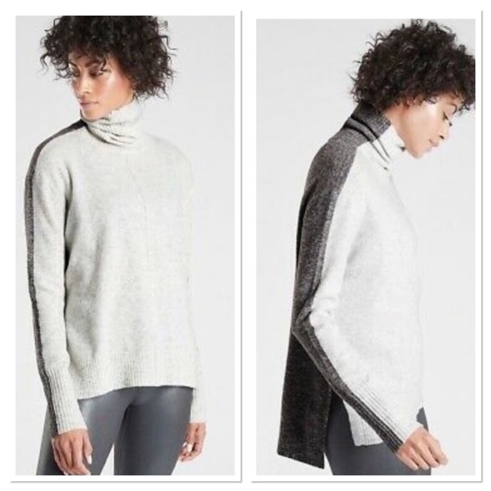 Athleta Transit Colorblock Turtleneck Grey Sweater